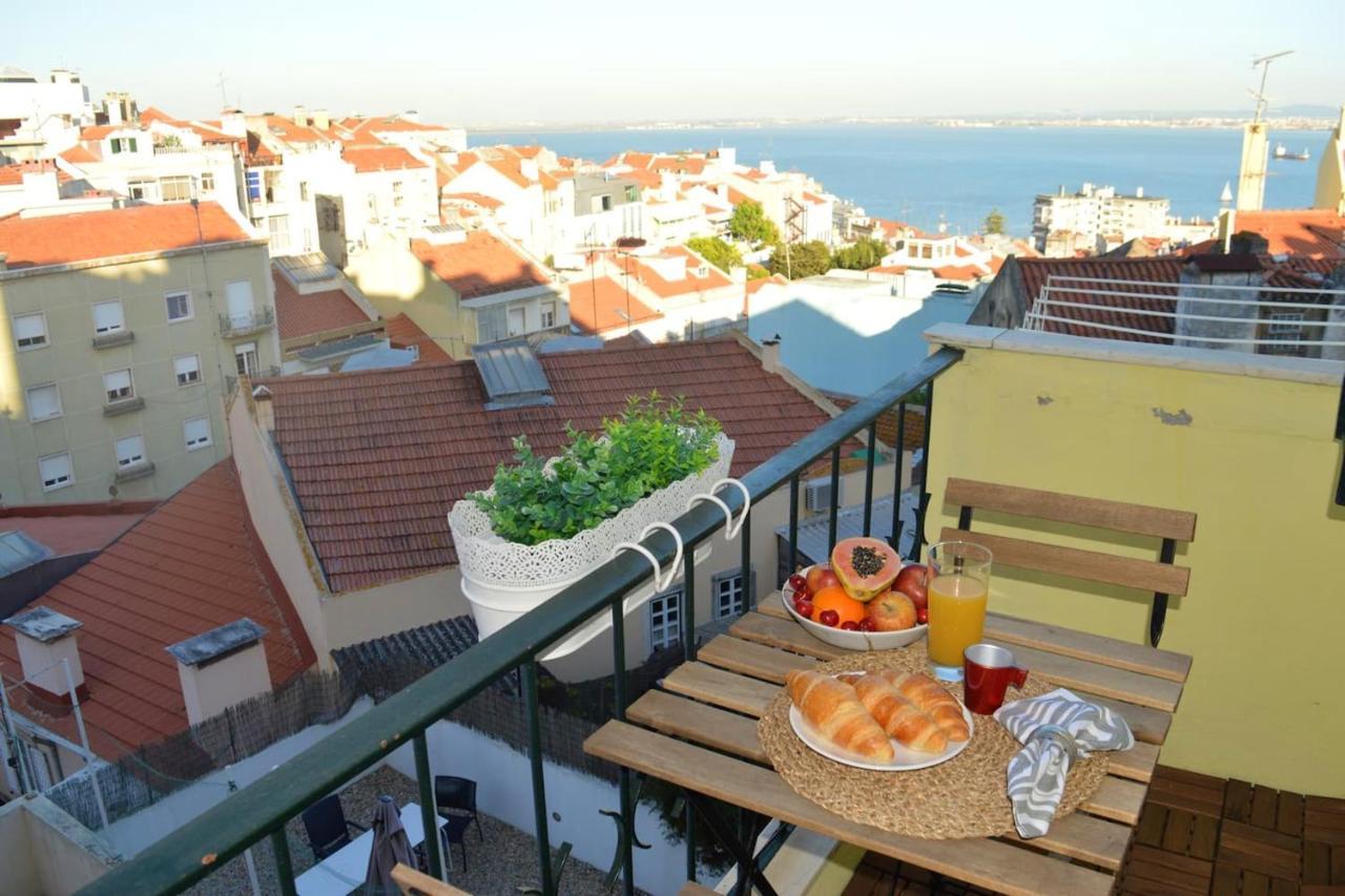 Comfortable Apartment With Balcony And Sea View In Lisbon 50 M² Exterior foto